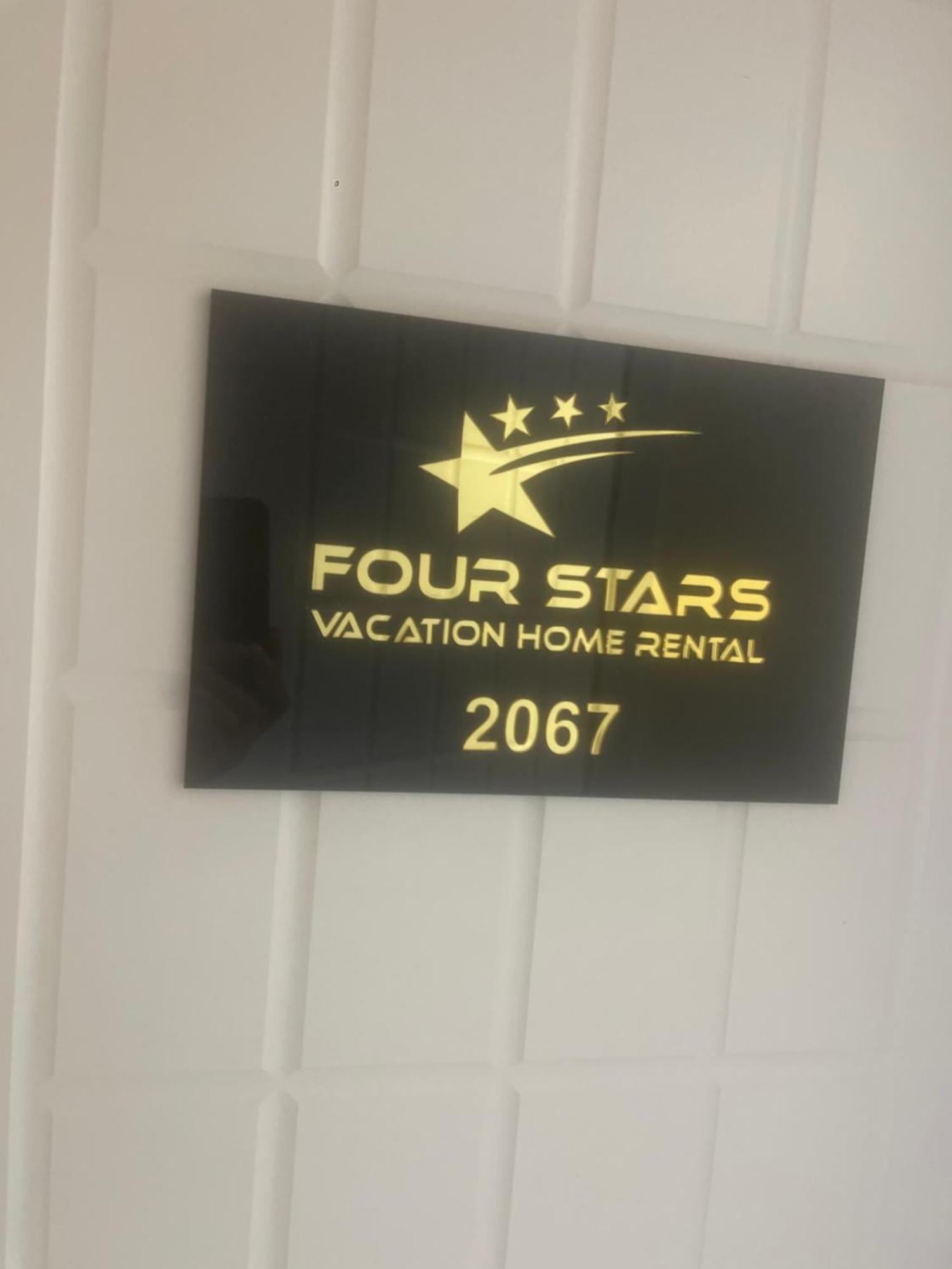 Four Stars Hostel Дубай Экстерьер фото
