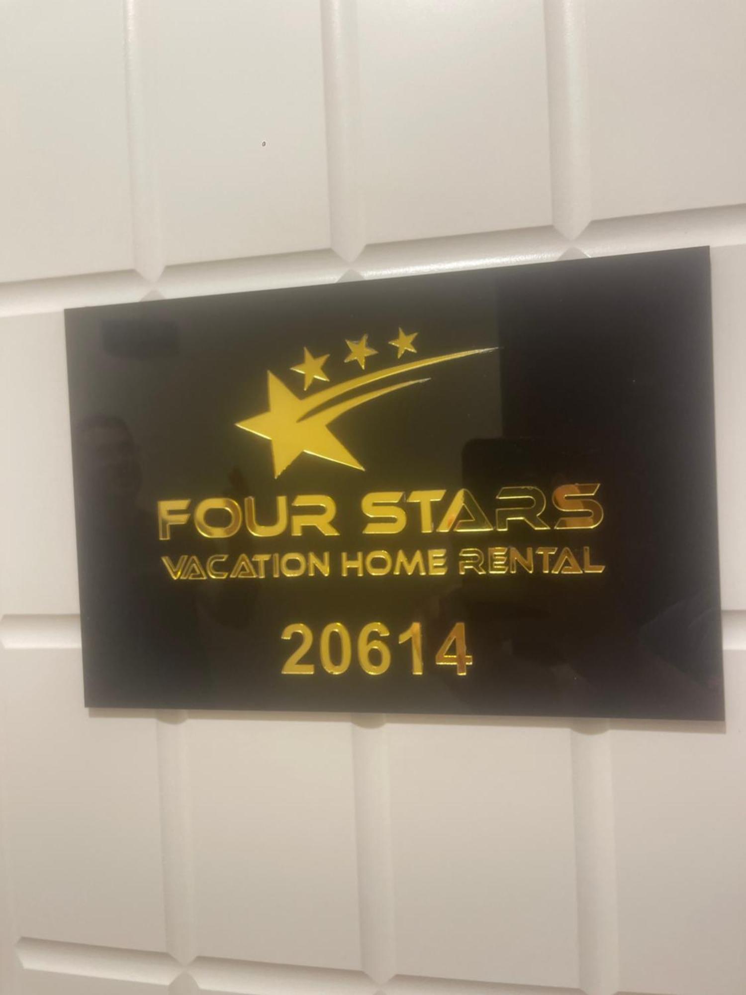 Four Stars Hostel Дубай Экстерьер фото