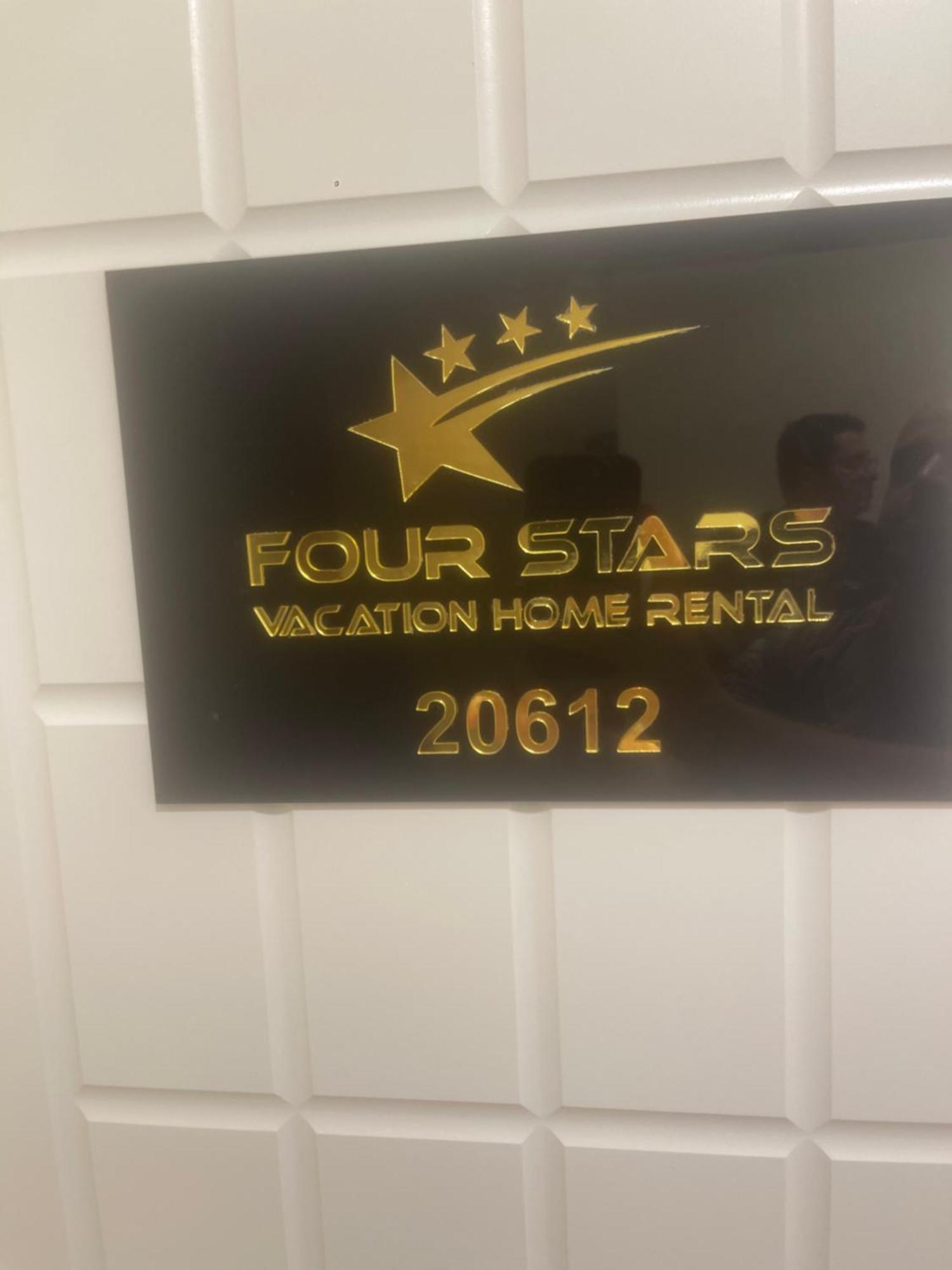 Four Stars Hostel Дубай Экстерьер фото