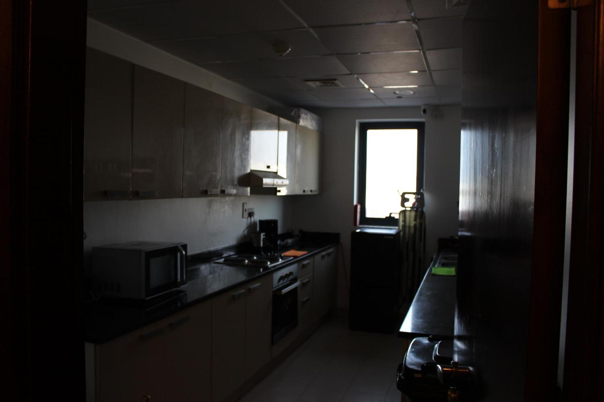 Four Stars Hostel Дубай Экстерьер фото