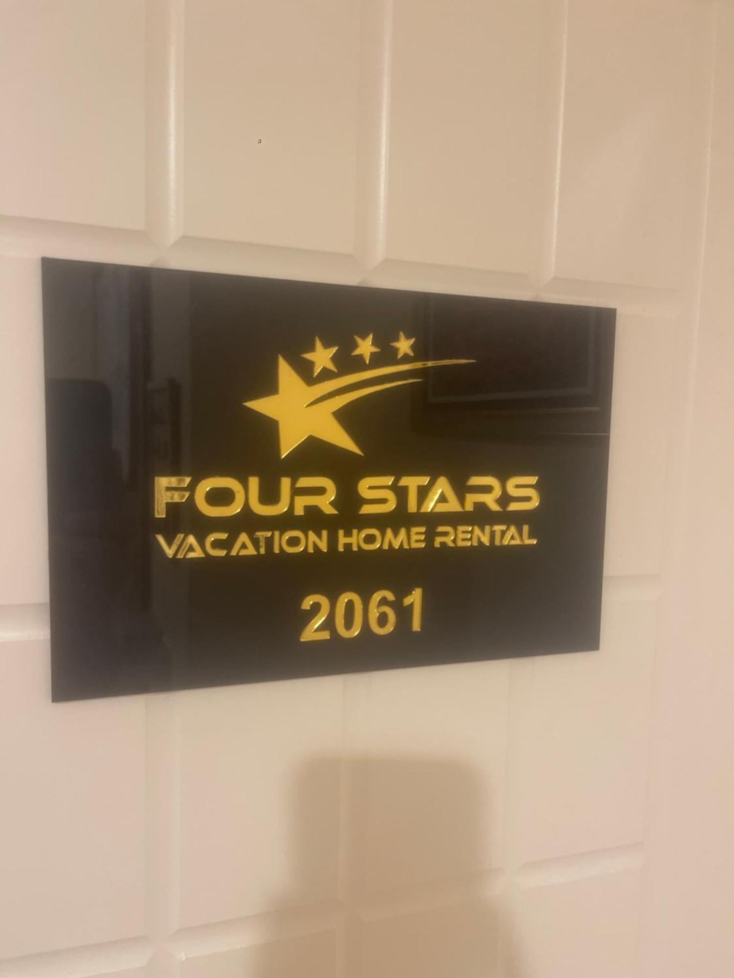 Four Stars Hostel Дубай Экстерьер фото